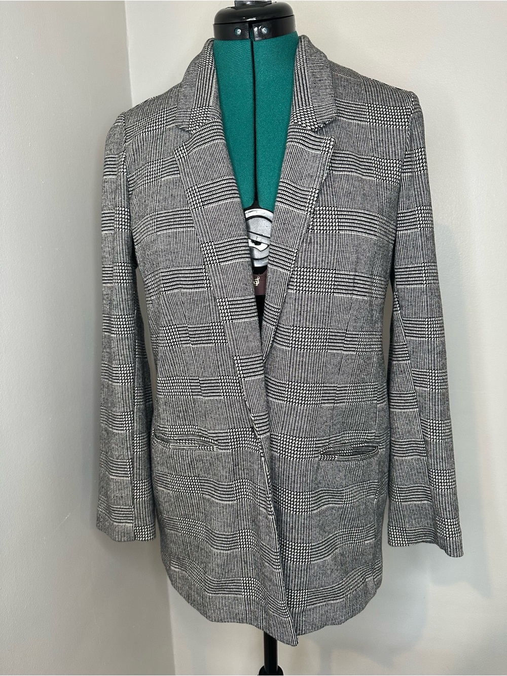 Old Navy Gray Glen Plaid Blazer women’s